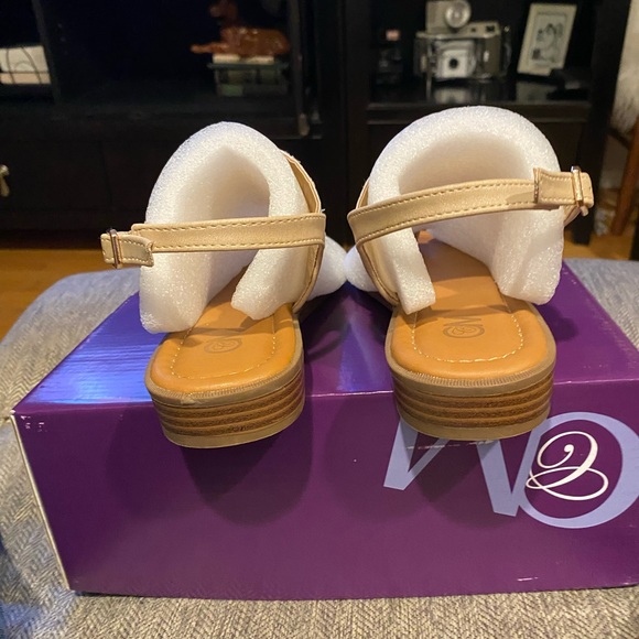 Jeweled Thong Sandals, 1” stacked heel, lotta sparkle, Size 6.5, New in Box - Picture 8 of 10